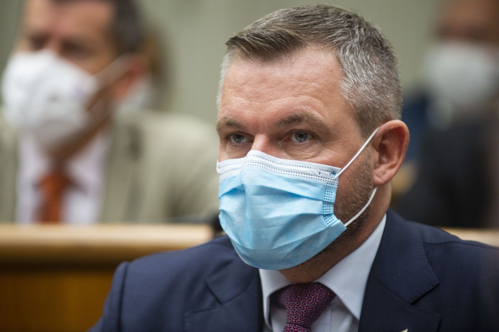 Pellegrini nepôjde protestovať s Ficom a Kotlebom na výročie 17. novembra. Vraj sa zdrží protiprávneho konania