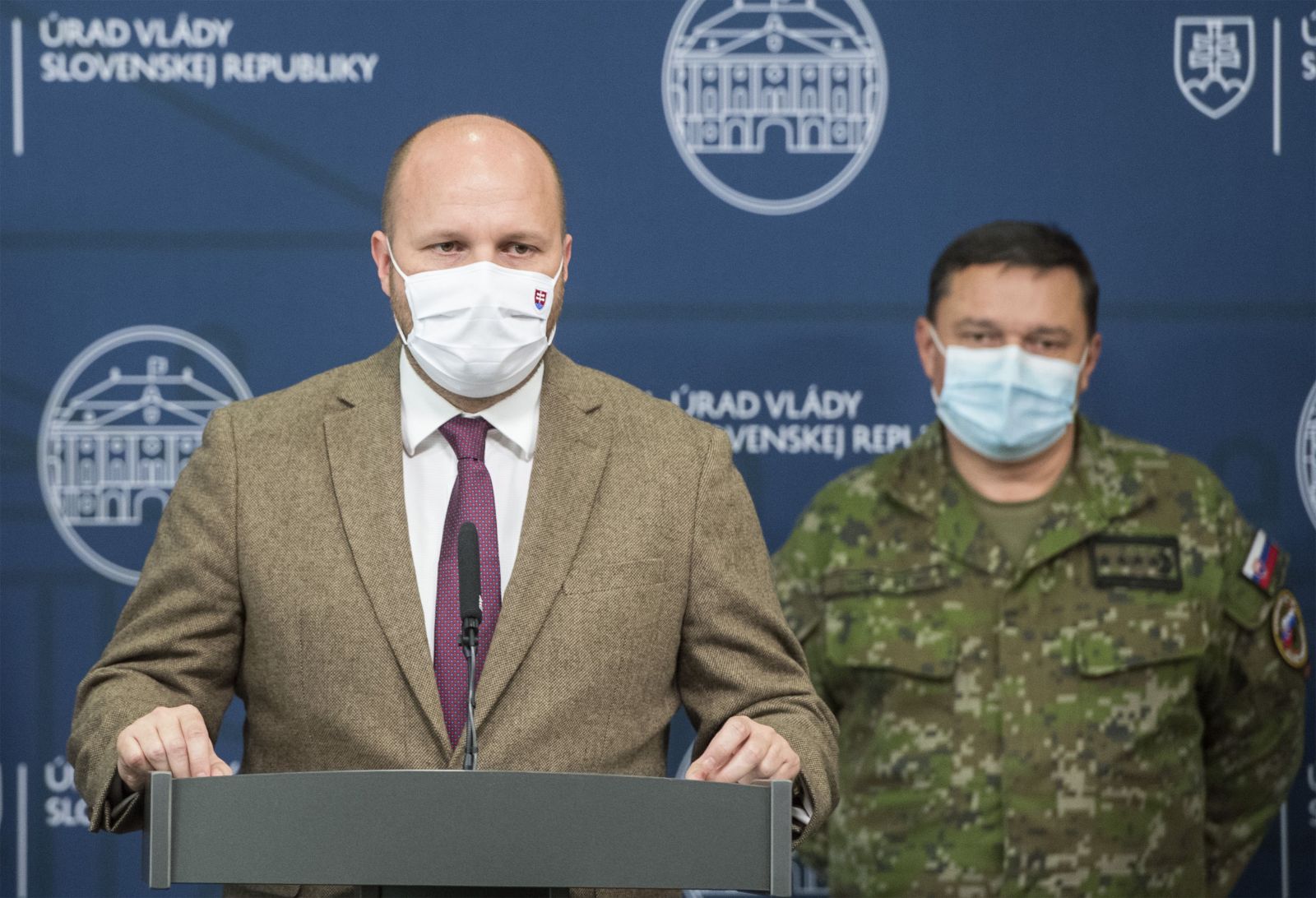 Druhé kolo celoplošného testovania možno nebude. Minister Naď vyhlásil, že sám nevie, či sa zorganizuje
