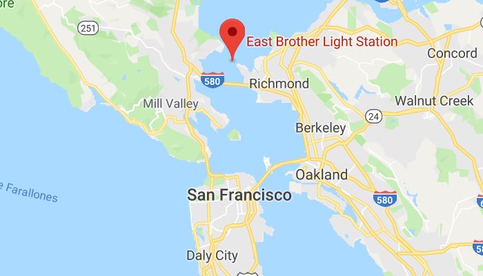 Chceš zarábať 130 000 dolárov ročne za to, že budeš žiť na ostrovčeku pri San Franciscu? Teraz sa objavila ponuka tvojich snov