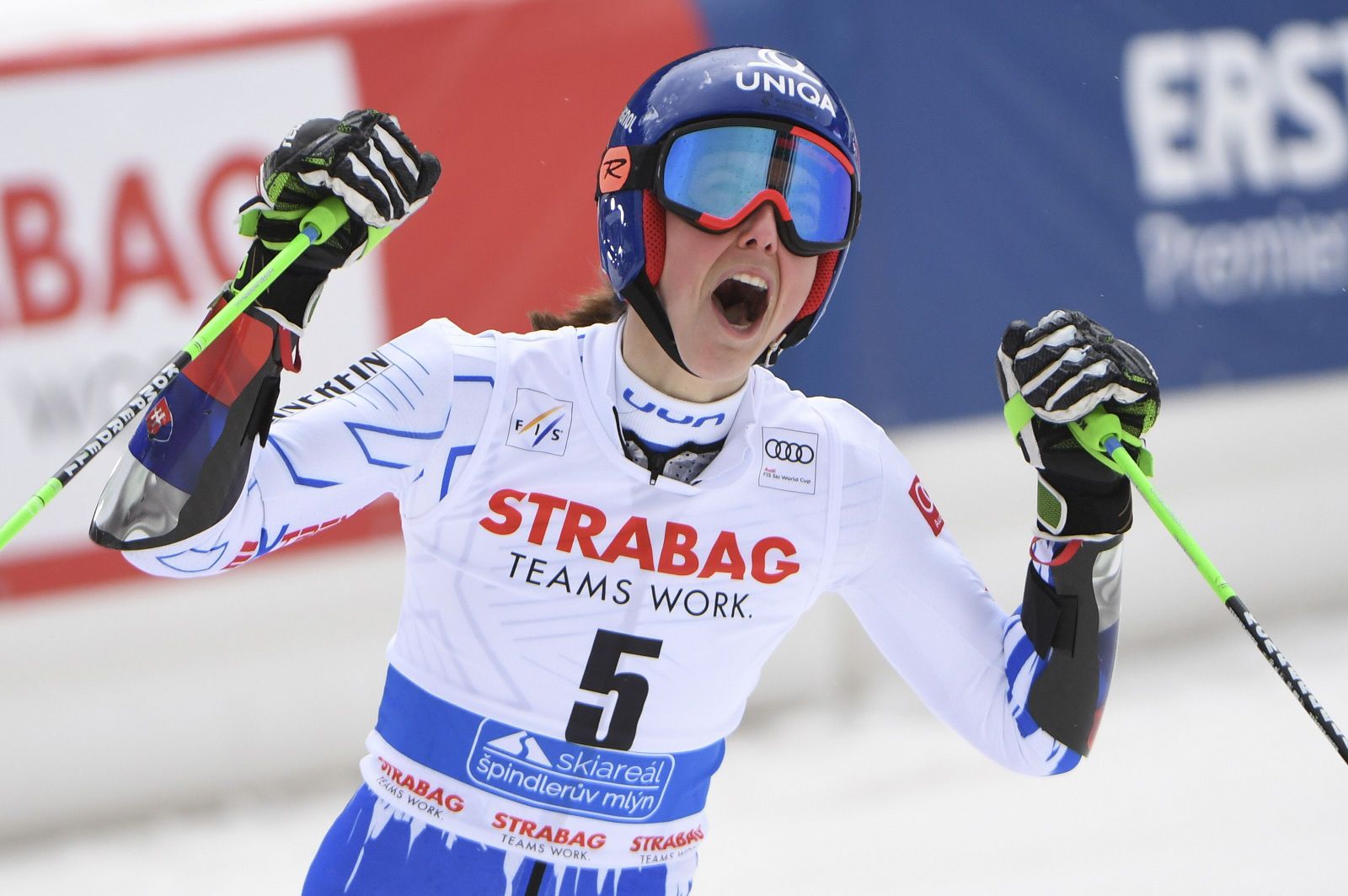 Petra Vlhová opäť veľkolepo zvíťazila v obrovskom slalome!