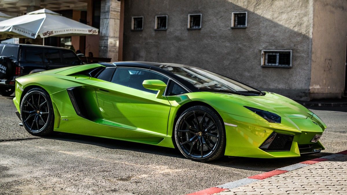 Za vládnu finančnú podporu v čase koronavírusu si kúpil Lamborghini