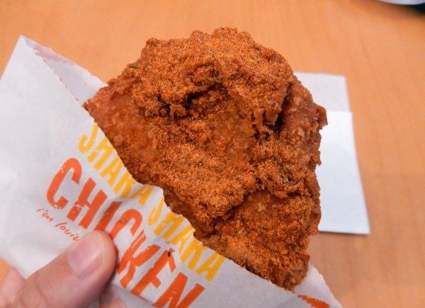 Burger so zemiakovým šalátom. Týchto 10 bizarných chuťoviek ponúka McDonald's vo svete a mohol by priniesť aj k nám