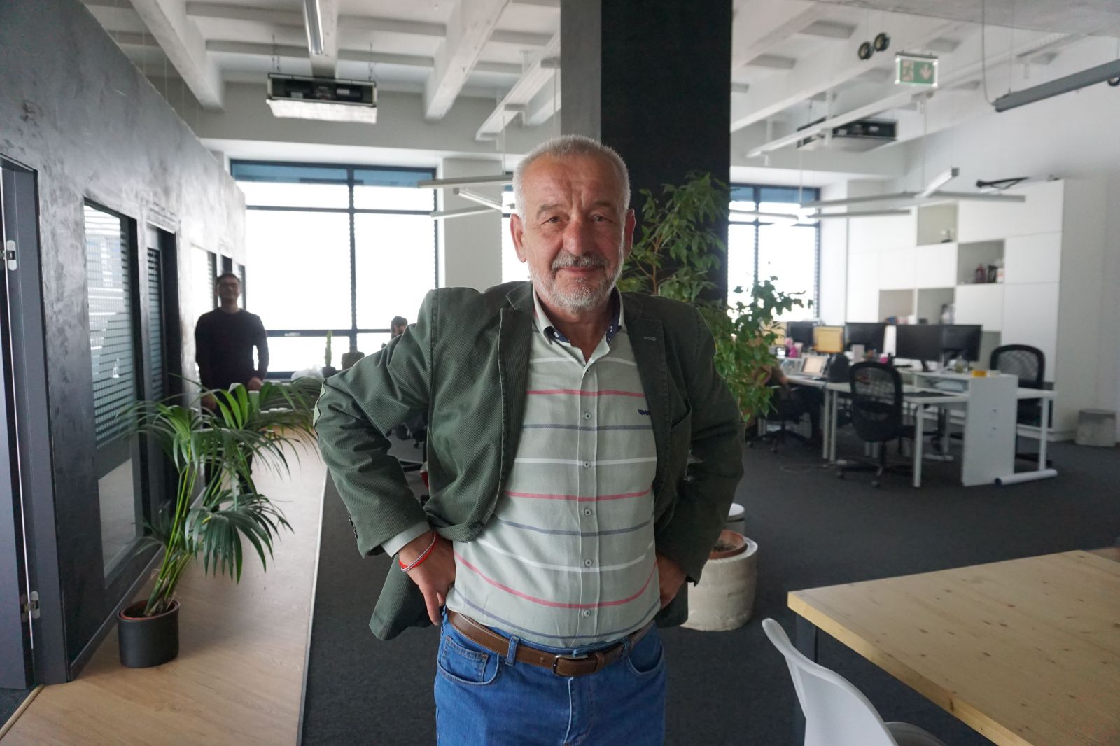 Zo Slovenska sa pašovali tanky do Severnej Kórey. V Albánsku zase vozili marihuanu na somároch, hovorí bývalý colník Peter Cvik
