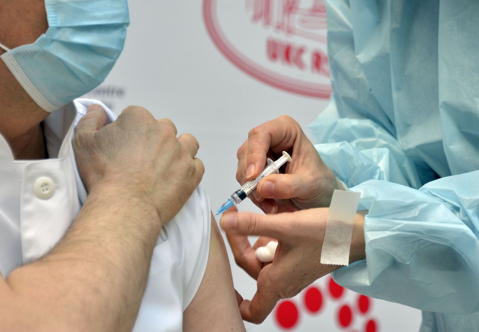 Očkovanie proti koronavírusu už spustili pre celé obyvateľstvo. V Bulharsku vakcínu dostaneš v akomkoľvek veku