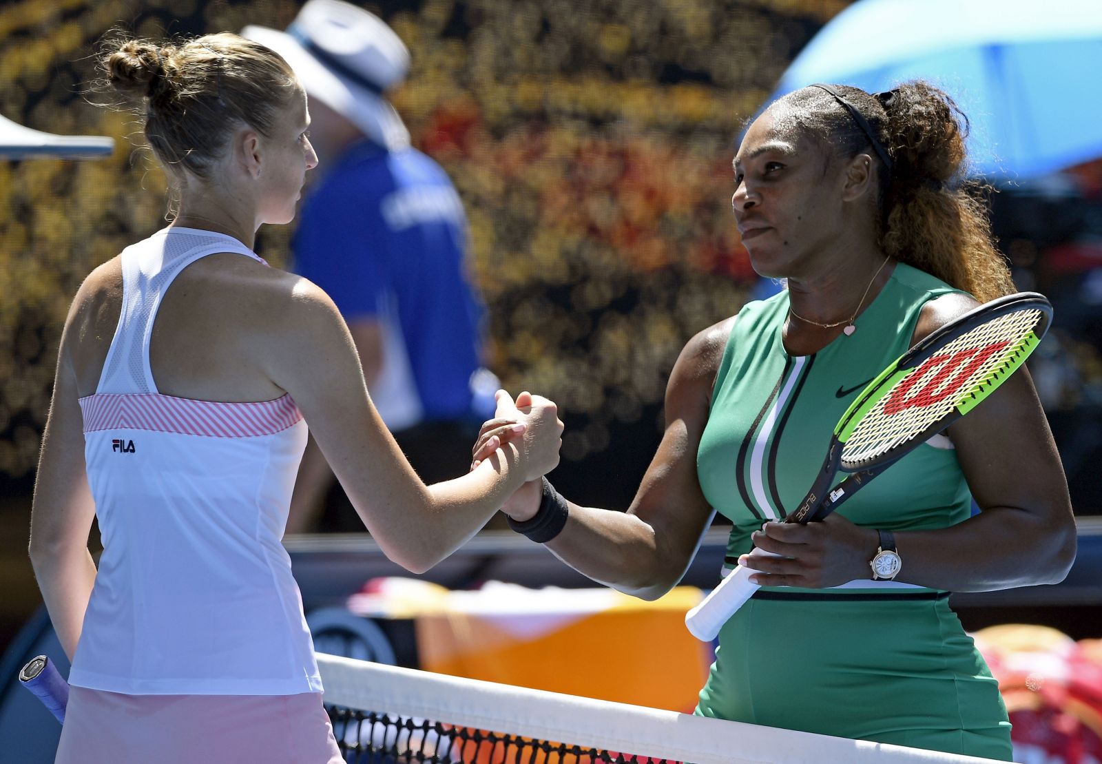Karolína Plíšková poráží Serenu Williams a postupuje do semifinále Australian Open!