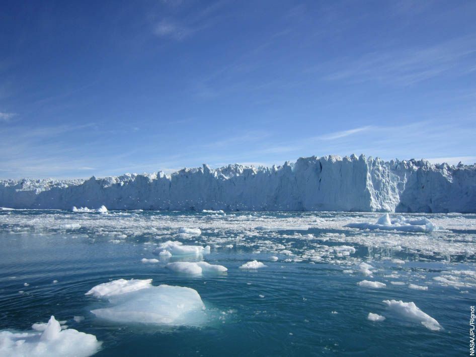 Antarktíde je stále teplejšia, ľadovce sa hýbu až 400 metrov ročne, povrch morí a oceánov stúpa. Experti varujú, že bude horšie