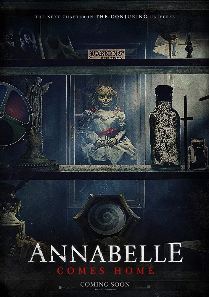 Démonická bábika Annabelle rozpútava peklo priamo v dome Eda a Lorraine Warrenovcov
