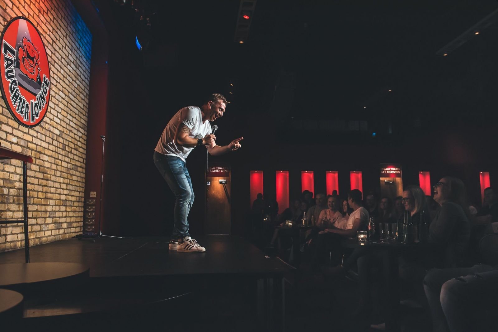 Ľudia sa chcú baviť a Marcin ich už nechytá. Pýtali sme sa slovenských stand-up komikov, čím to je, že aktuálne žiaria