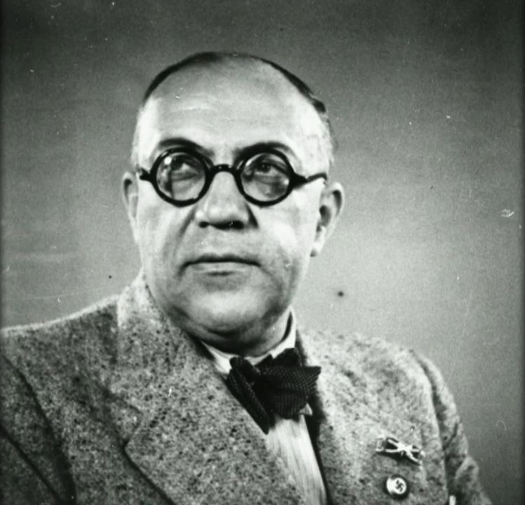 Hitler užíval denně desítky léků na trávicí potíže, ale i na psychické problémy. Své zdraví nakonec svěřil do rukou Theodora Morella