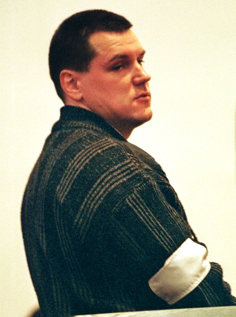 Mikuláš Černák na konci jeho neslávne známej mafiánskej kariéry (8. november 1999, výpoveď v Ústave na výkon väzby v Banskej Bystrici)