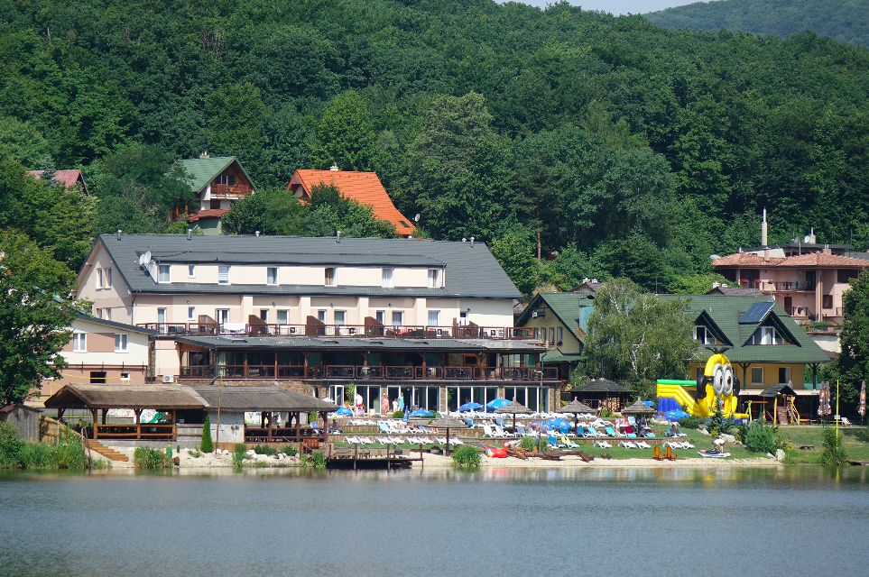 vodné plochy