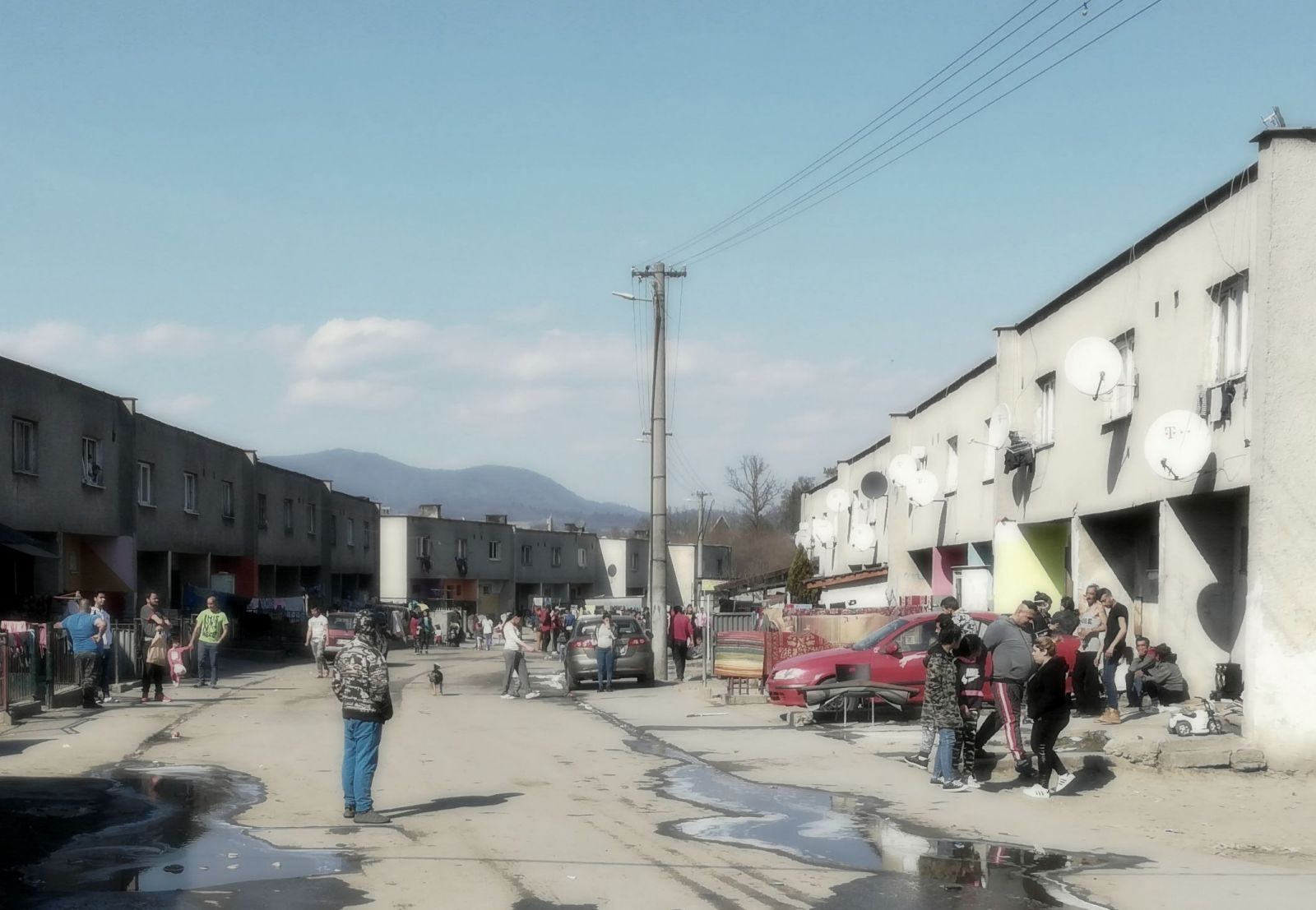 Bardejovská rómska štvrť Poštárka. Žije tu takmer 3-tisíc Rómov. 