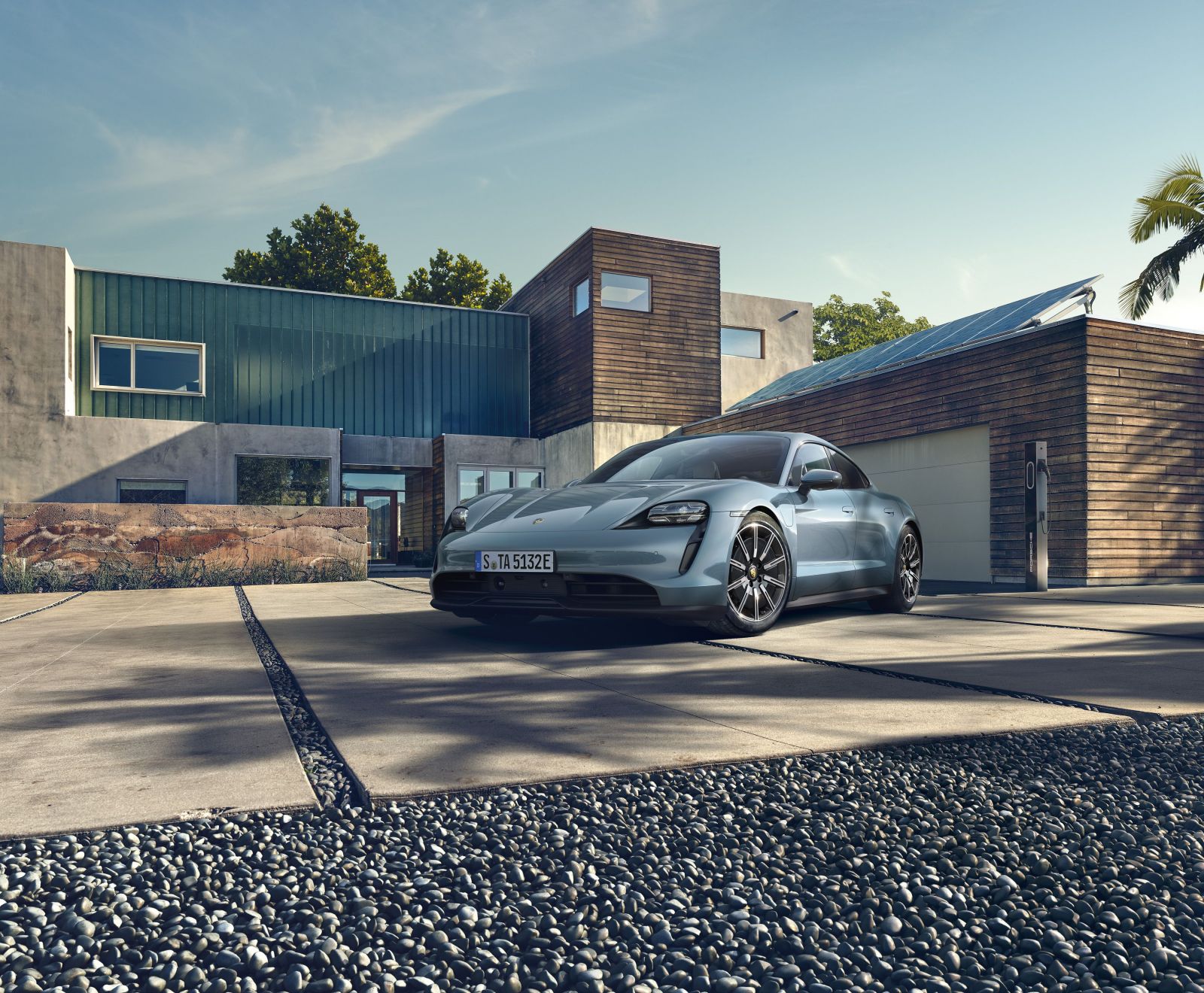 Porsche Taycan je údajne najmenej efektívnym elektromobilom na svete. Tvrdia Američania