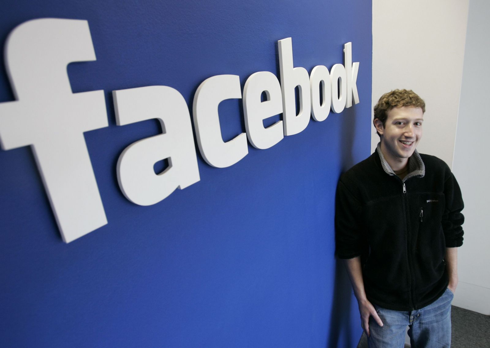 Facebook oslavuje 16 rokov. Má už svoju najväčšiu slávu za sebou?
