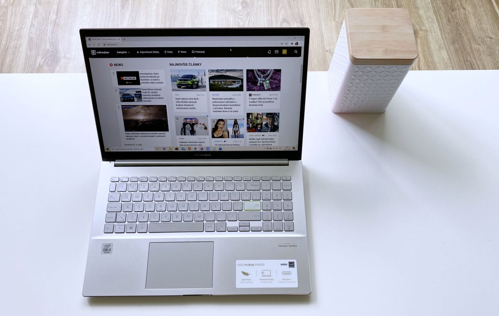 Asus VivoBook S15 - je to ten najlepší počítač na bežnú kancelársku prácu? (Recenzia)