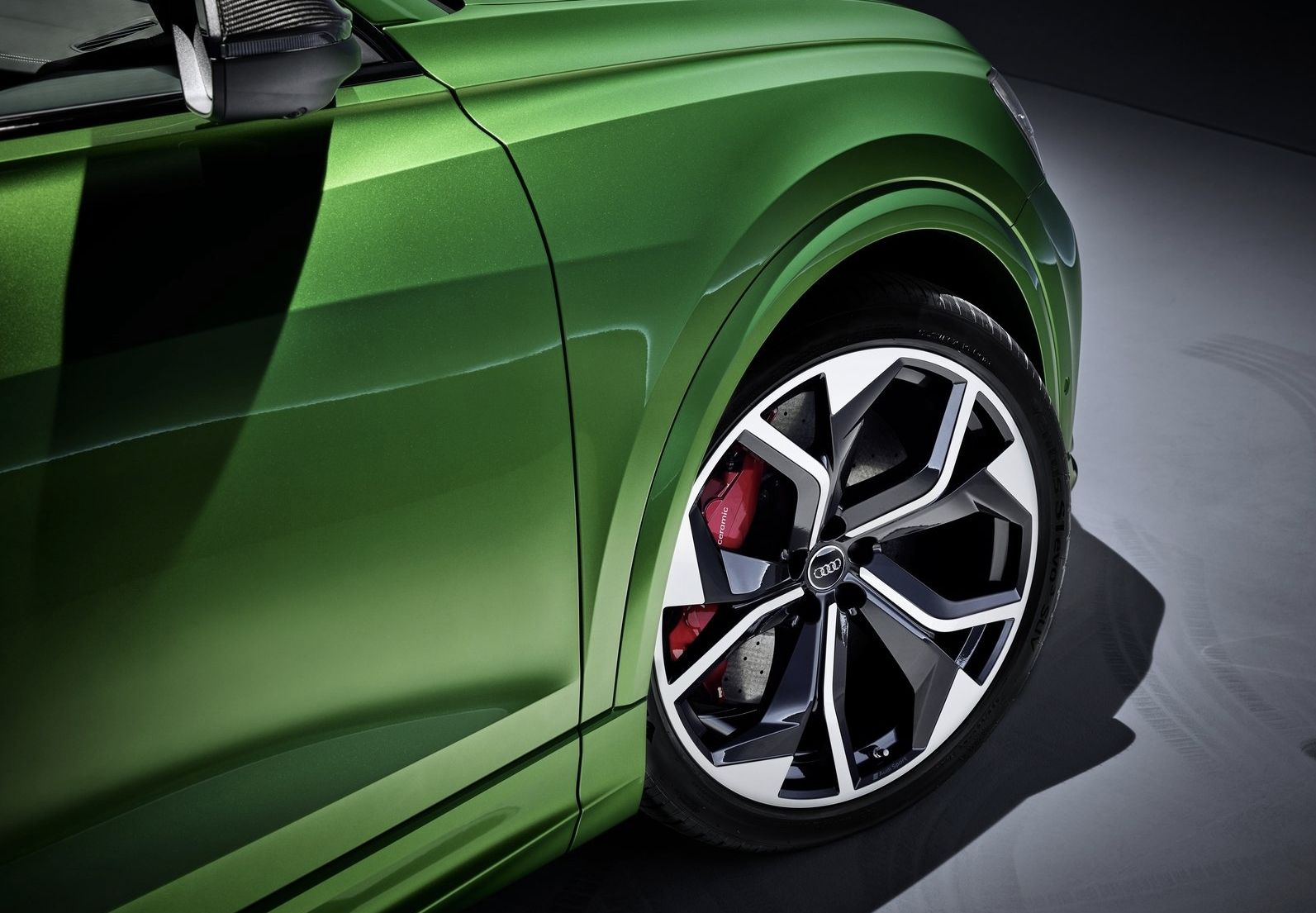 Šéf dizajnér Audi tvrdí, že 23-palcové kolesá sú úplne maximum. Nič väčšie nemá na autách zmysel