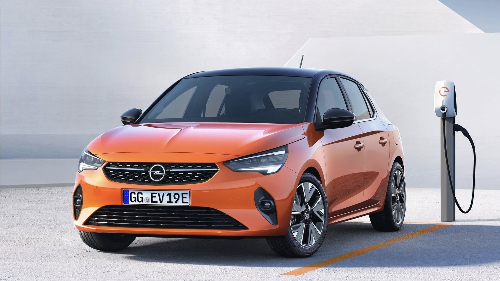 Toto sú elektromobily, ktoré si môžeš kúpiť už v tomto roku. Niektoré stoja pod 30-tisíc eur