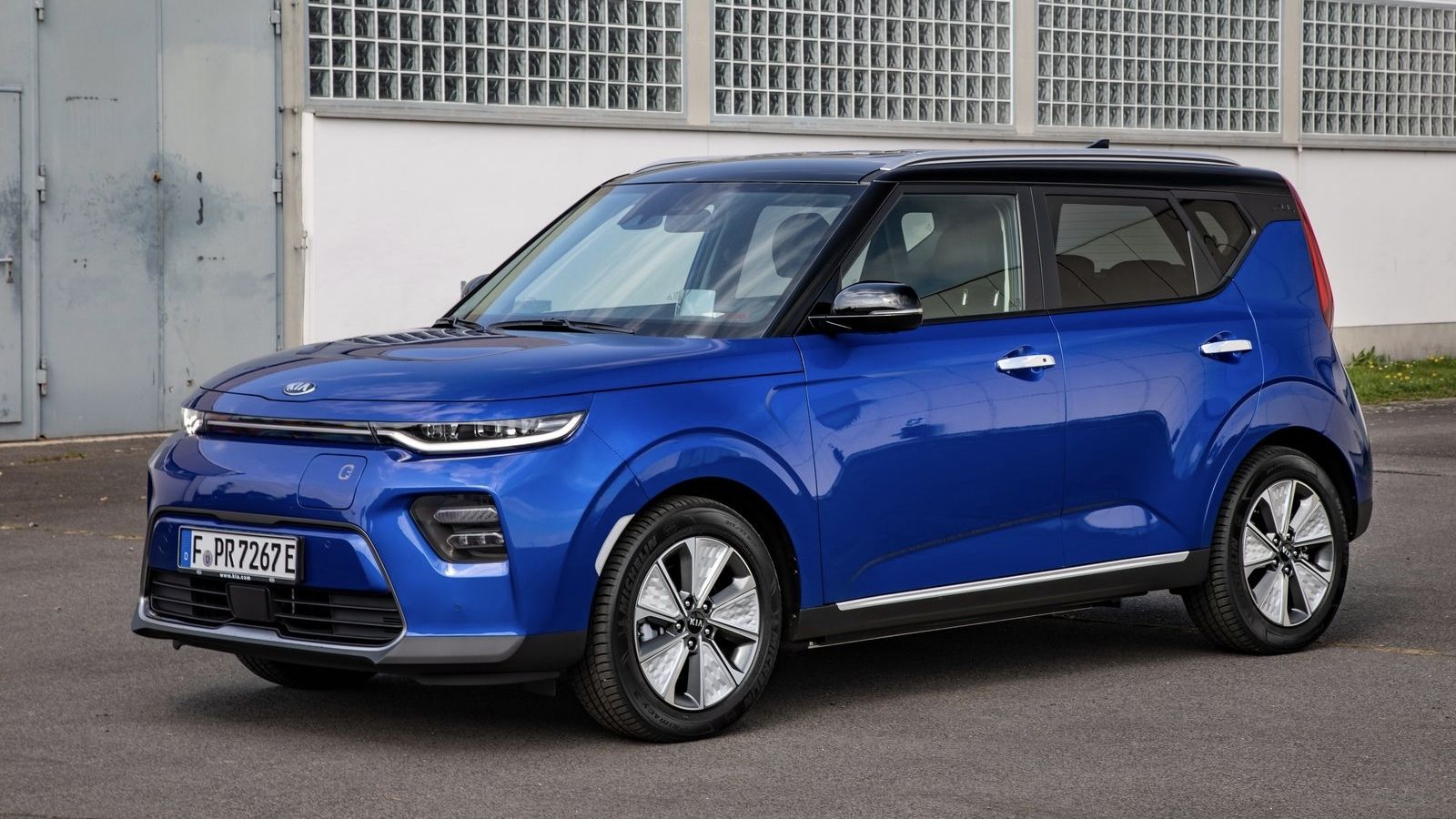 Toto sú elektromobily, ktoré si môžeš kúpiť už v tomto roku. Niektoré stoja pod 30-tisíc eur