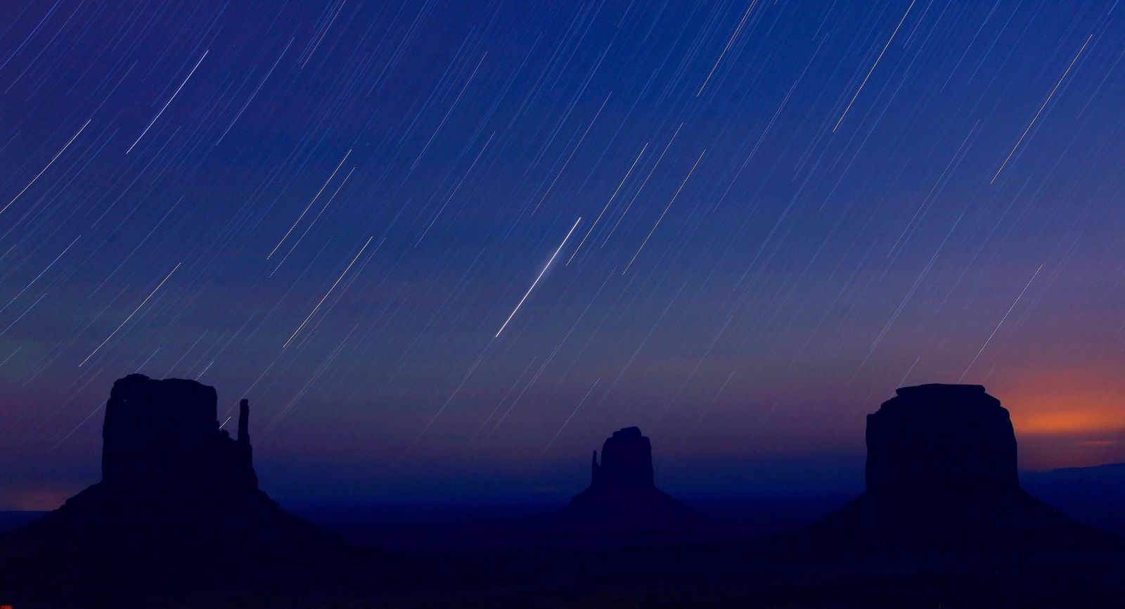 Dva meteorické roje sa spoja do nádherného nebeského divadla. Nočnú oblohu rozžiari vzácny úkaz