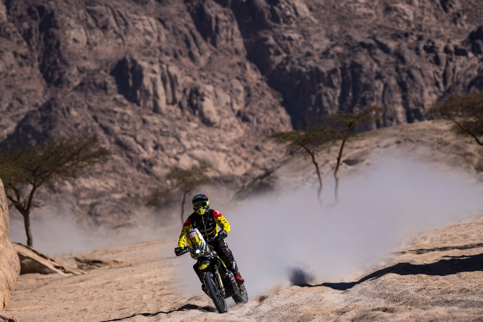 Sleduj Štefana Svitka naživo. Obháji na rally Dakar 2. miesto z roku 2016?