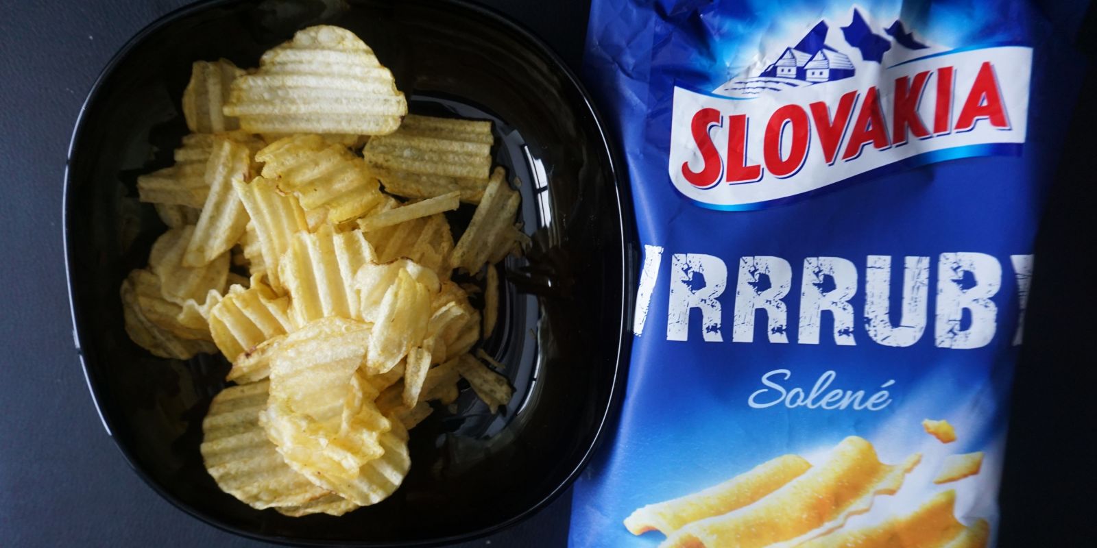 Veľký test čipsov: Sú najlepšie Slovakia, Lay's alebo drahé snacky z Yeme?