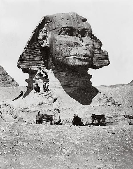 Málo vídané fotografie nejznámější sfingy světa zaujmou každého nadšence historie. Jak vypadal symbol Egypta před desítkami let?