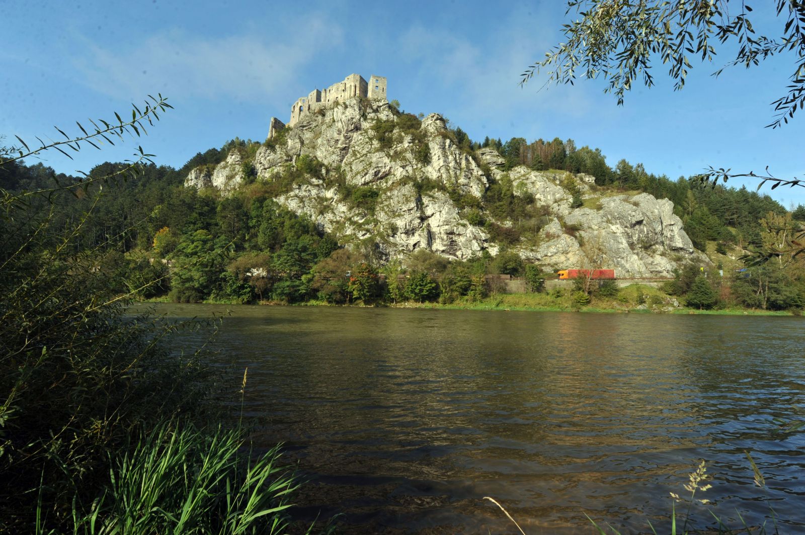 Morbídne povesti a spálená múmia. Slovenské hrady skrývajú desivé tajomstvá, pozri si, na ktoré sa už môžeš ísť pozrieť
