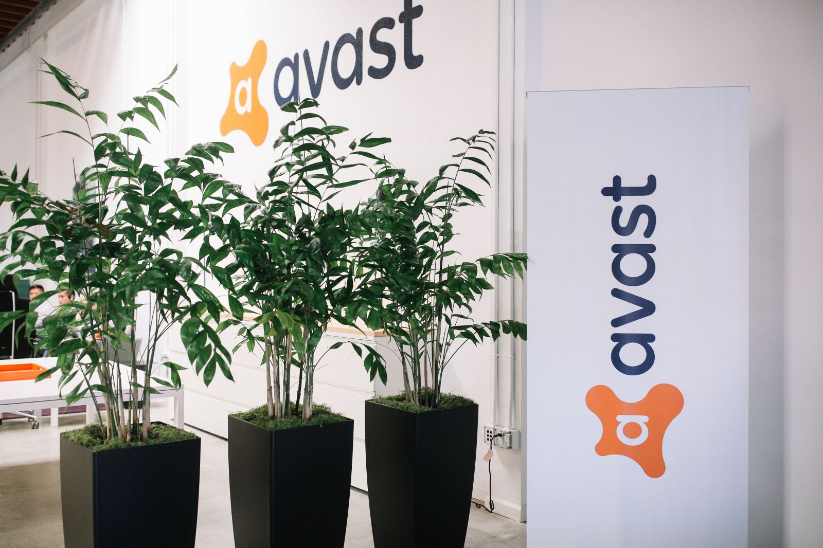 Avast daruje přes 620 milionů korun na výzkumné projekty spjaté s koronavirem. Vždy jsme chránili bezpečí lidí, říká společnost