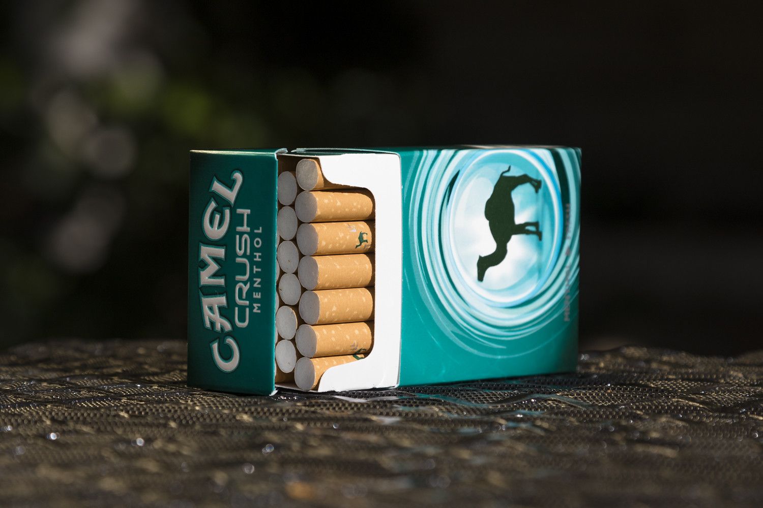 V Česku i celé EU začal platit zákaz prodeje mentolových cigaret. Až příliš lákaly mladé ke kouření