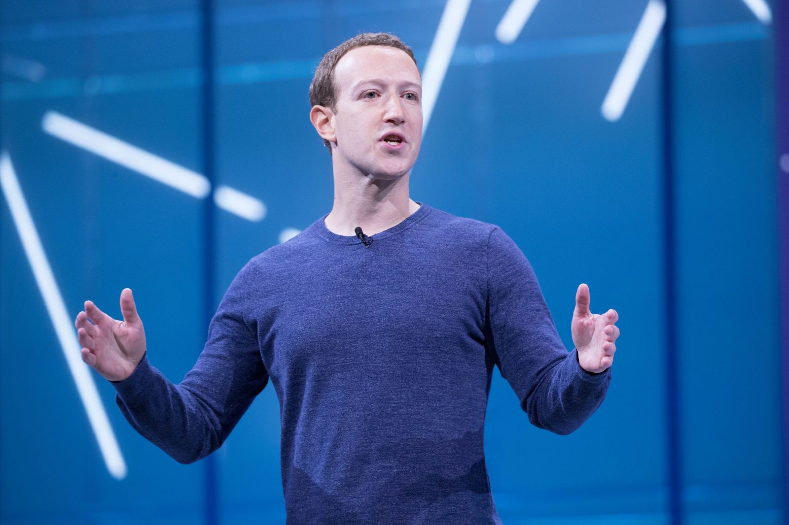 Facebook nechával tajně přepisovat hlasové zprávy svých uživatelů. Platil za to stovky zaměstnanců