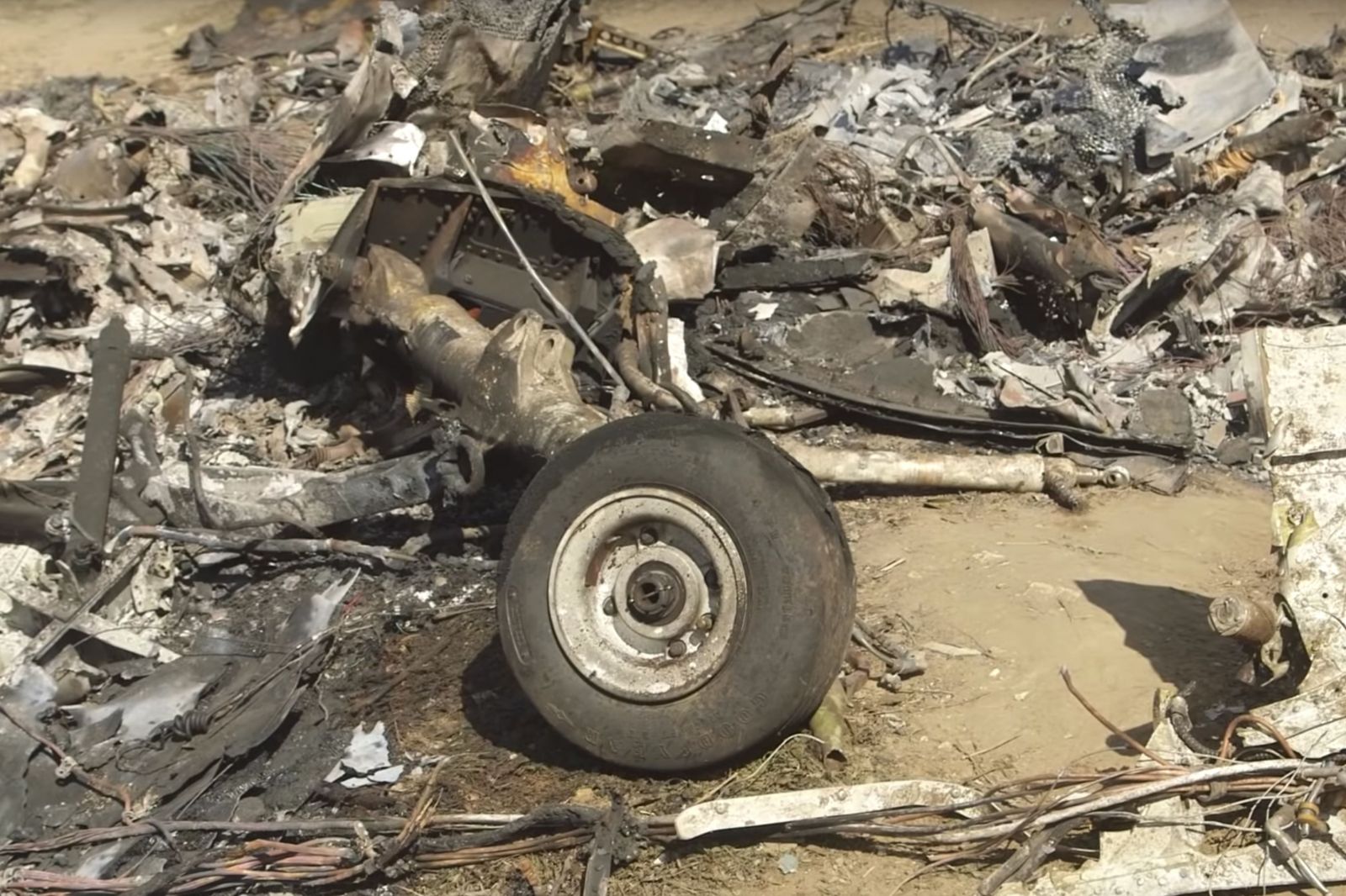 Zlyhanie motora nespôsobilo pád helikoptéry s Kobem Bryantom a jeho dcérou. Aká alternatíva je najpravdepodobnejšia?