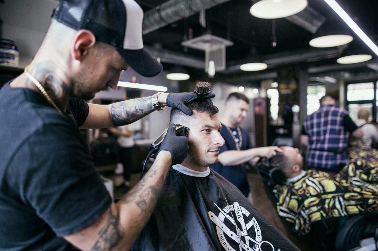 MMG Freedom Barbers rozdajú zákazníkom zľavy vo výške skoro 33-tisíc eur, zníženie ceny platí pre každého