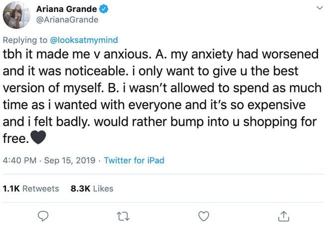 Ariana Grande vysvetľuje, prečo zrušila stretnutia s fanúšikmi za stovky dolárov: Moje záchvaty úzkosti sa zhoršili