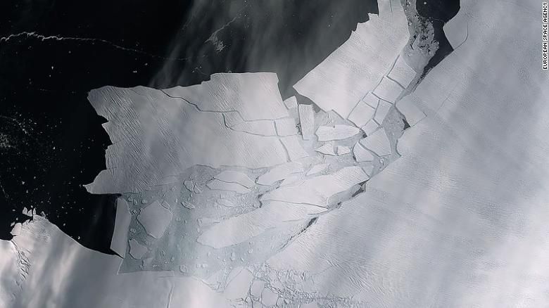 Na Antarktíde sa odlomil obrovský kus ľadovej kryhy veľký ako Bratislava