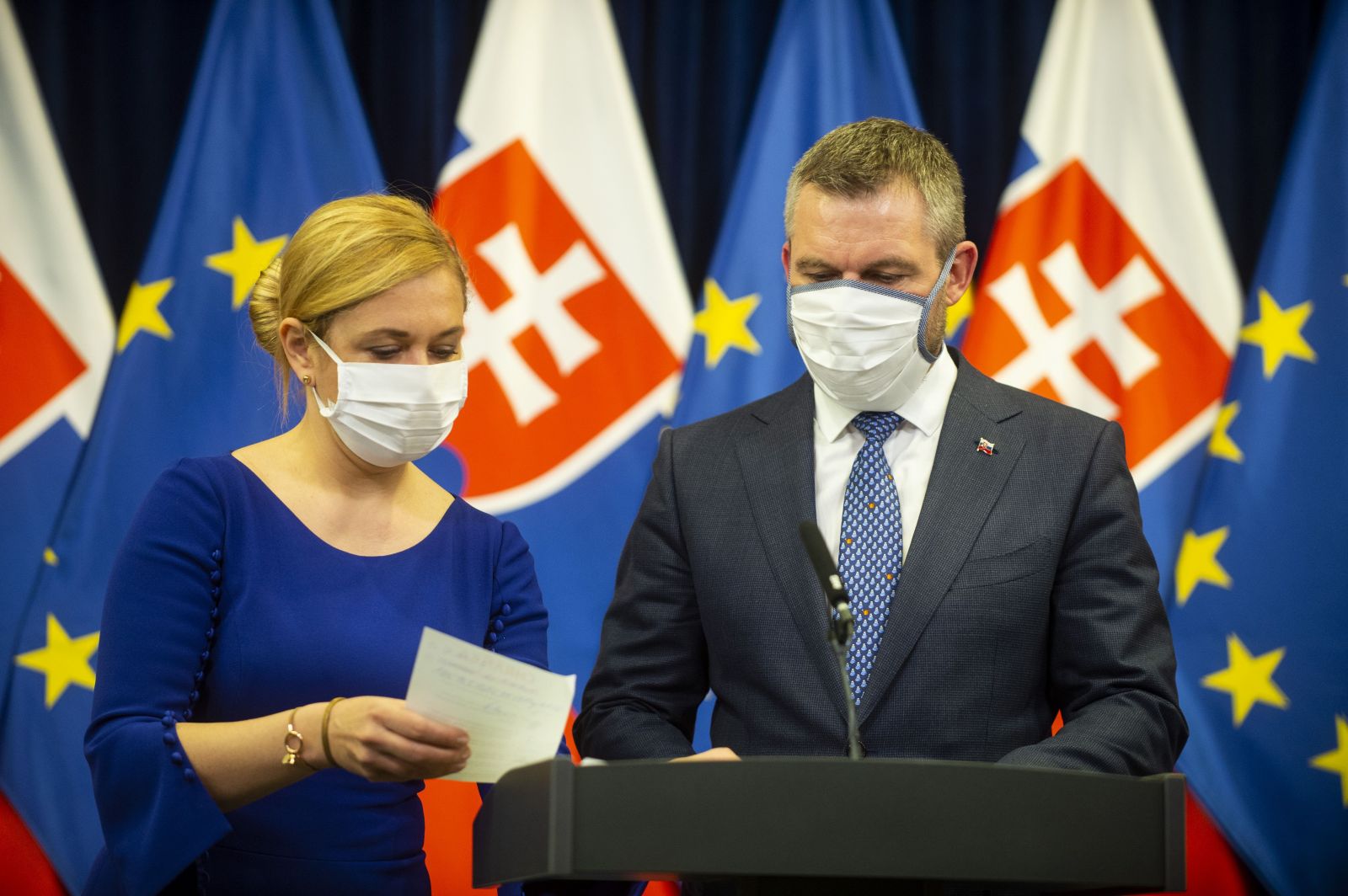 Ak príde k najhoršiemu, koronavírusom sa na Slovensku nakazí pod 40 % obyvateľstva