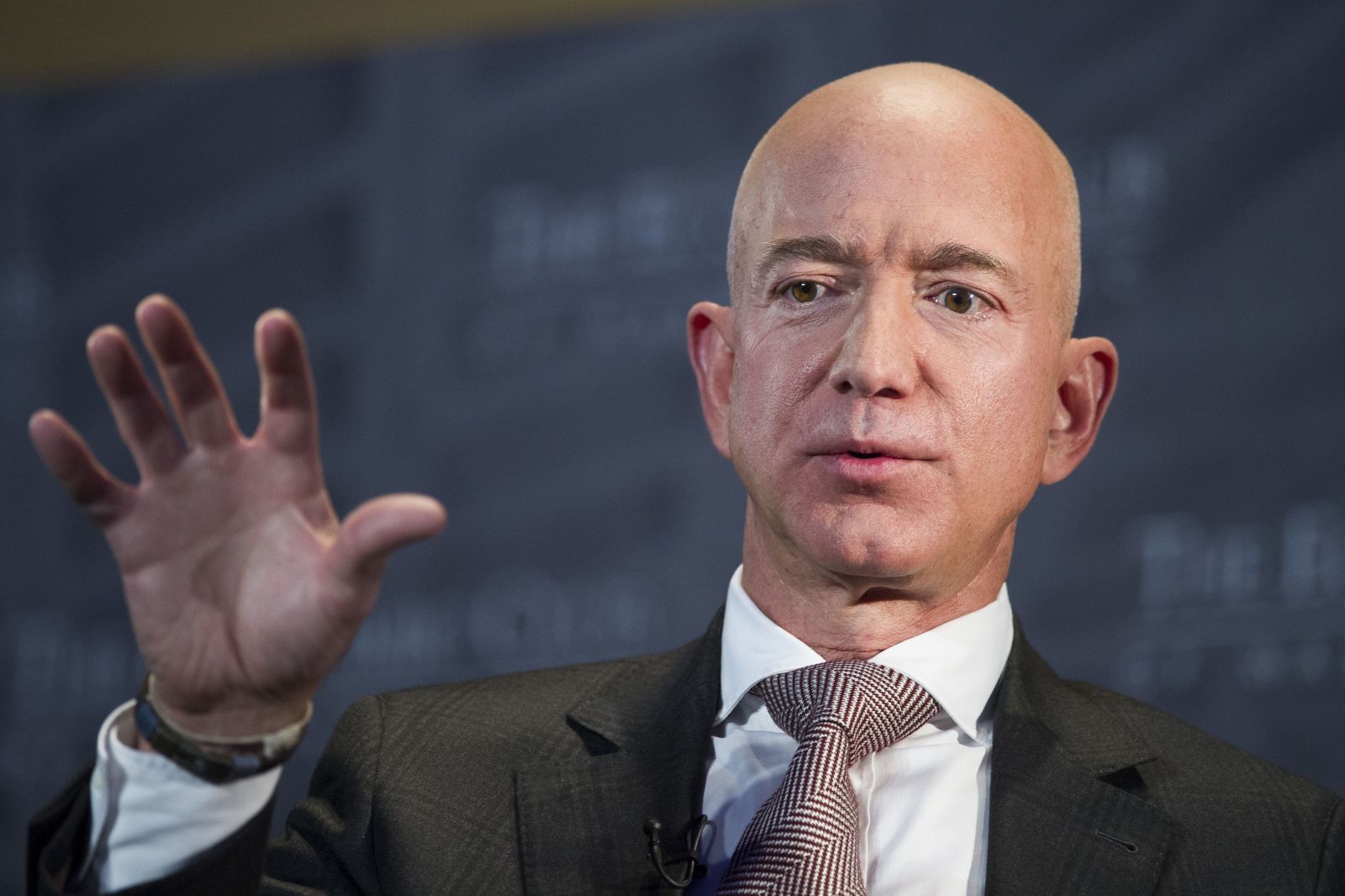Jeff Bezos zakladá nadáciu na záchranu planéty, vloží do nej 10 miliárd dolárov